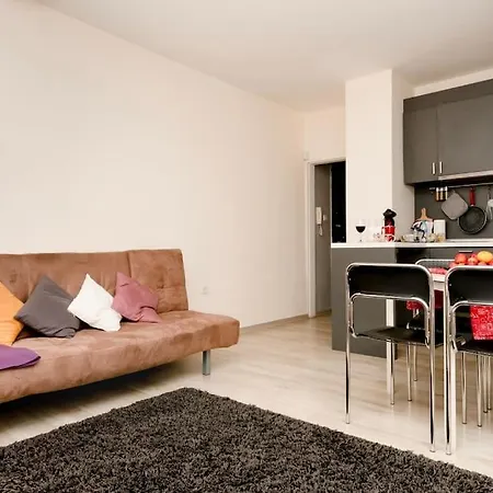 до парк и метро Apartamento