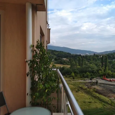 Apartamento до парк и метро *