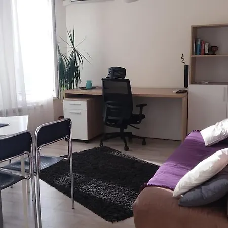 до парк и метро Apartamento