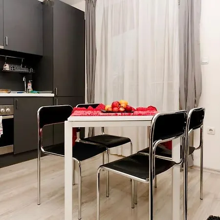 до парк и метро *