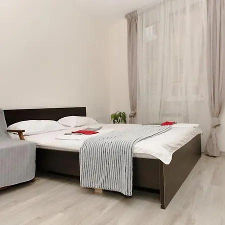 Apartmán до парк и метро
