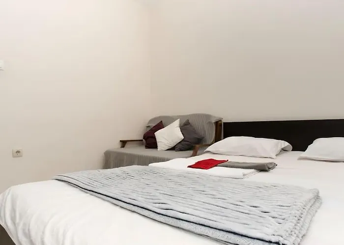 до парк и метро *