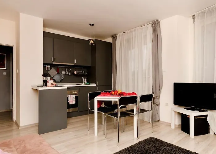 до парк и метро *