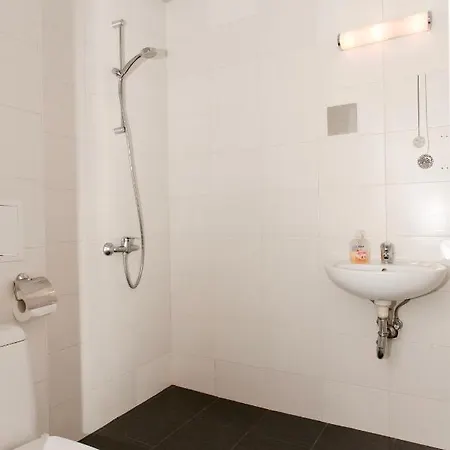 до парк и метро * Sofia